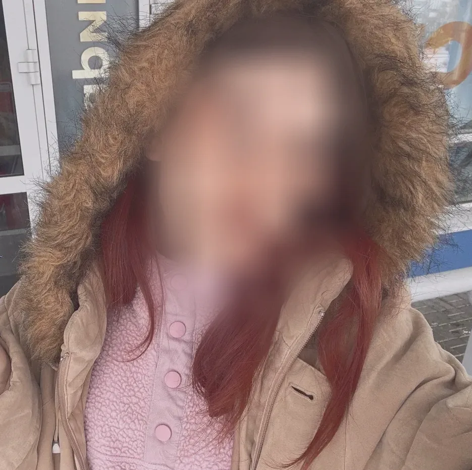 Bethany, 22