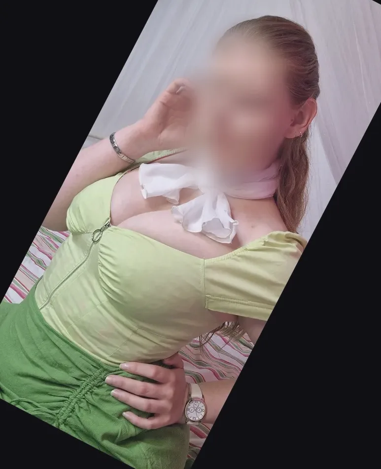 Claire, 20