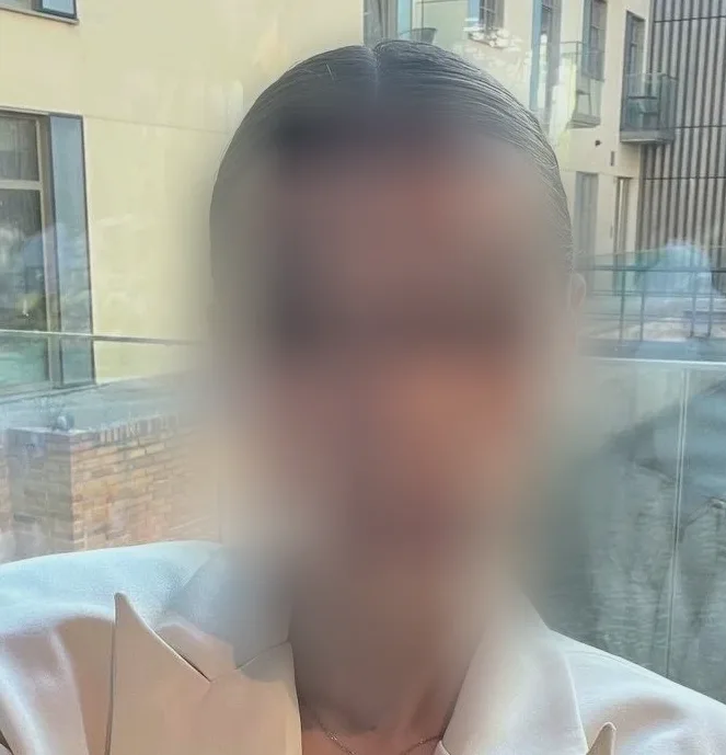 Lauren, 31