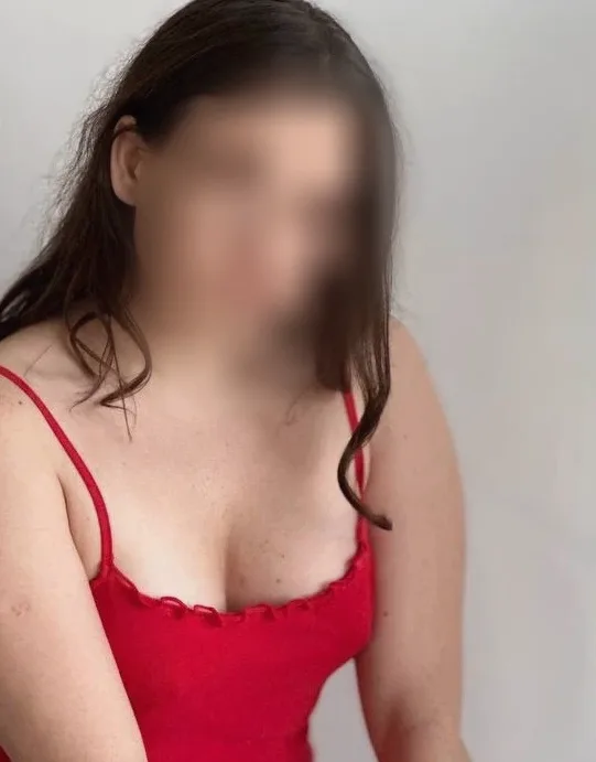 Stacey, 28
